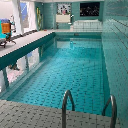 Villa Casa Blanca Mit Privatem Schwimmbad 26 Grad Und Sauna Duisburg Zewnętrze zdjęcie