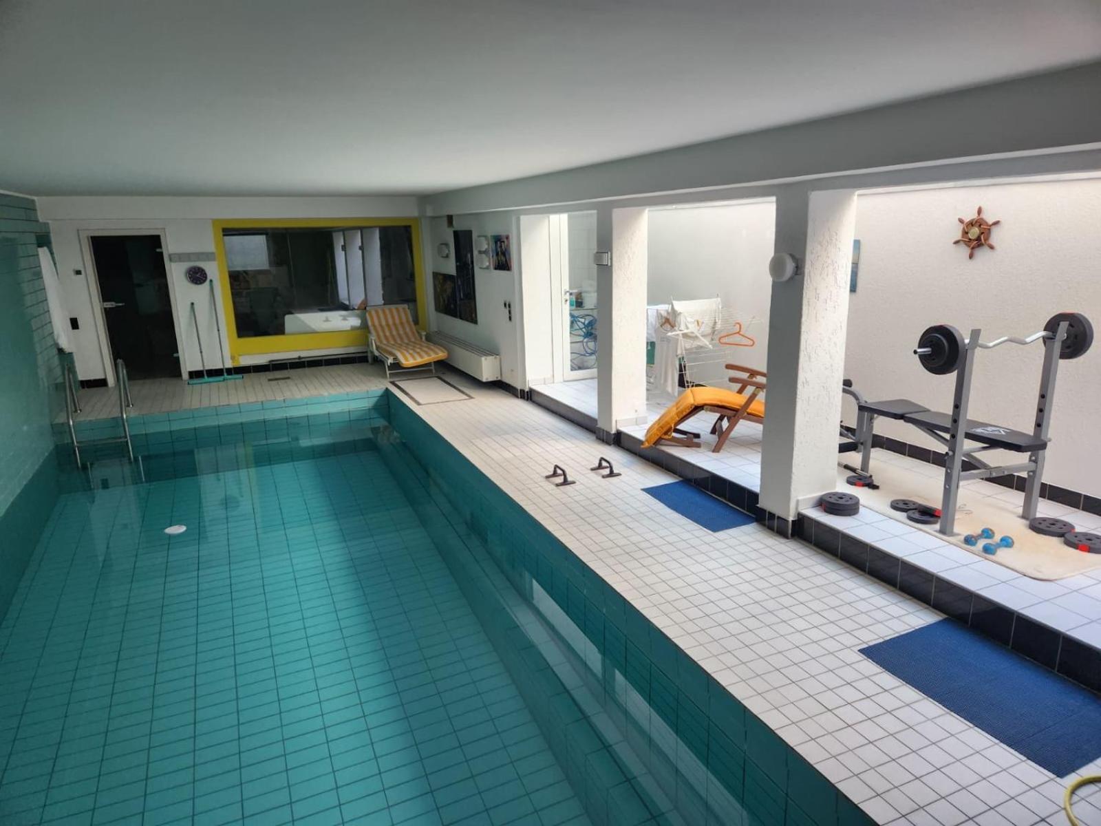 Villa Casa Blanca Mit Privatem Schwimmbad 26 Grad Und Sauna Duisburg Zewnętrze zdjęcie