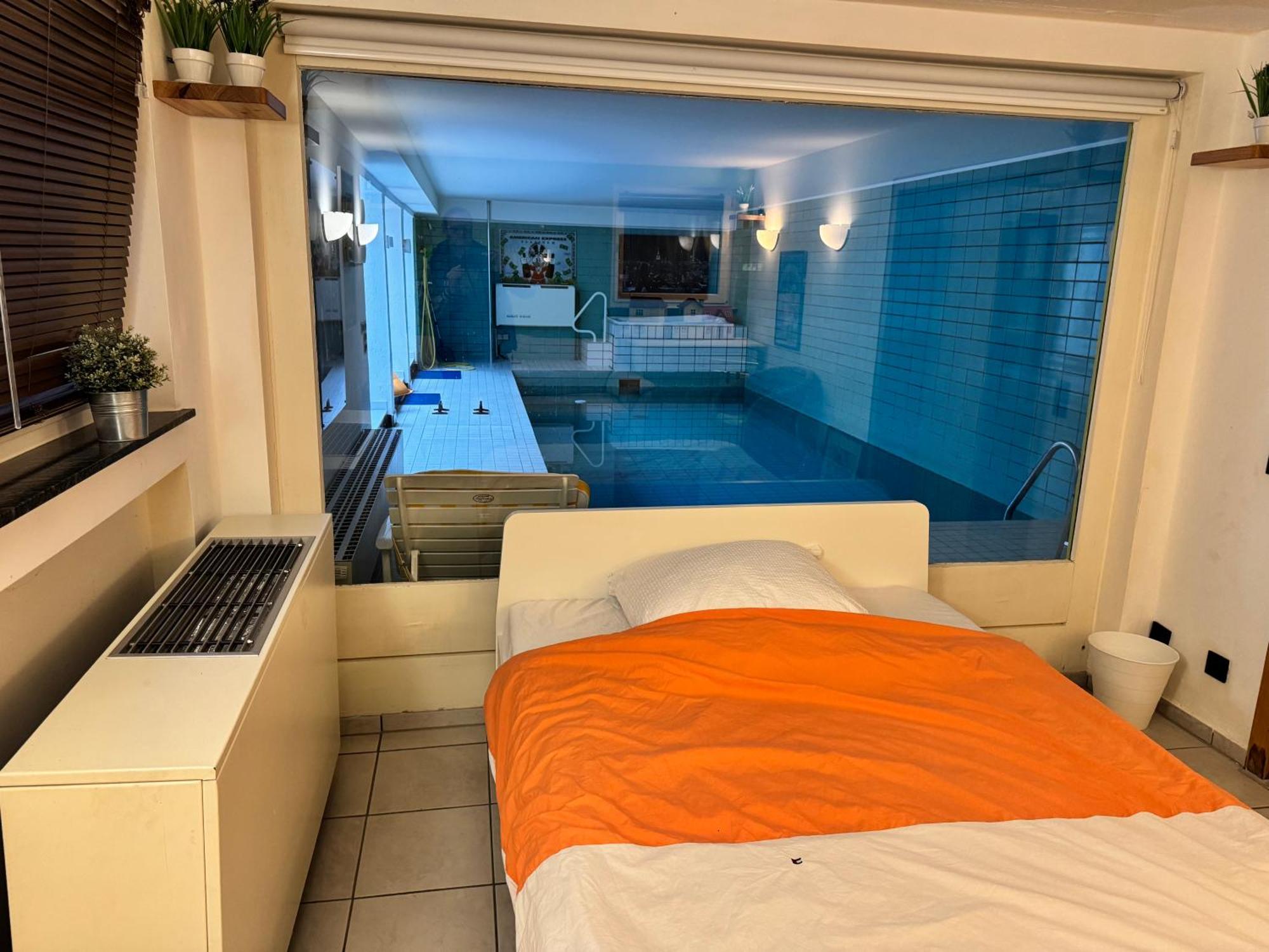 Villa Casa Blanca Mit Privatem Schwimmbad 26 Grad Und Sauna Duisburg Zewnętrze zdjęcie